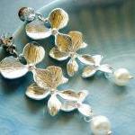 Penelope Silver Orchid Flow..