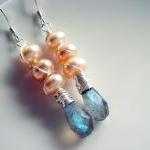Flashy Natural Labradorite ..