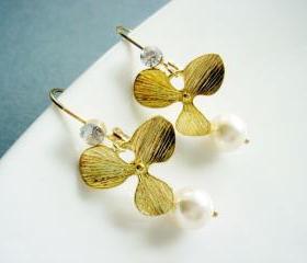 Bridal Golden Orchid and Pearl Earrings